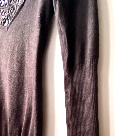 Lady Dutch Embroidered Sweater in Brown - Picture 5 of 11